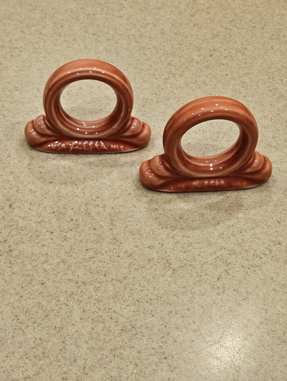 RARE SET 2 RETIRED FIESTA PERSIMMON ORANGE NAPKIN RING HOLDER HALLOWEEN FALL